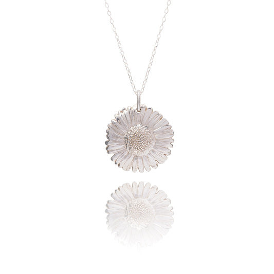 Handmade silver daisy necklace - Iris & Lolli