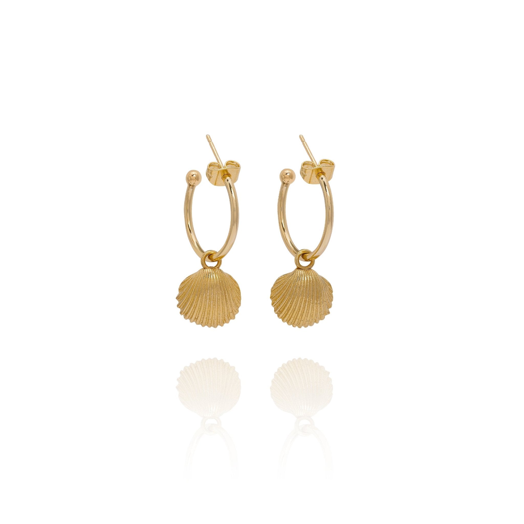 Gold Cockle Shell Earrings – handcrafted nature-inspired jewellery (2)